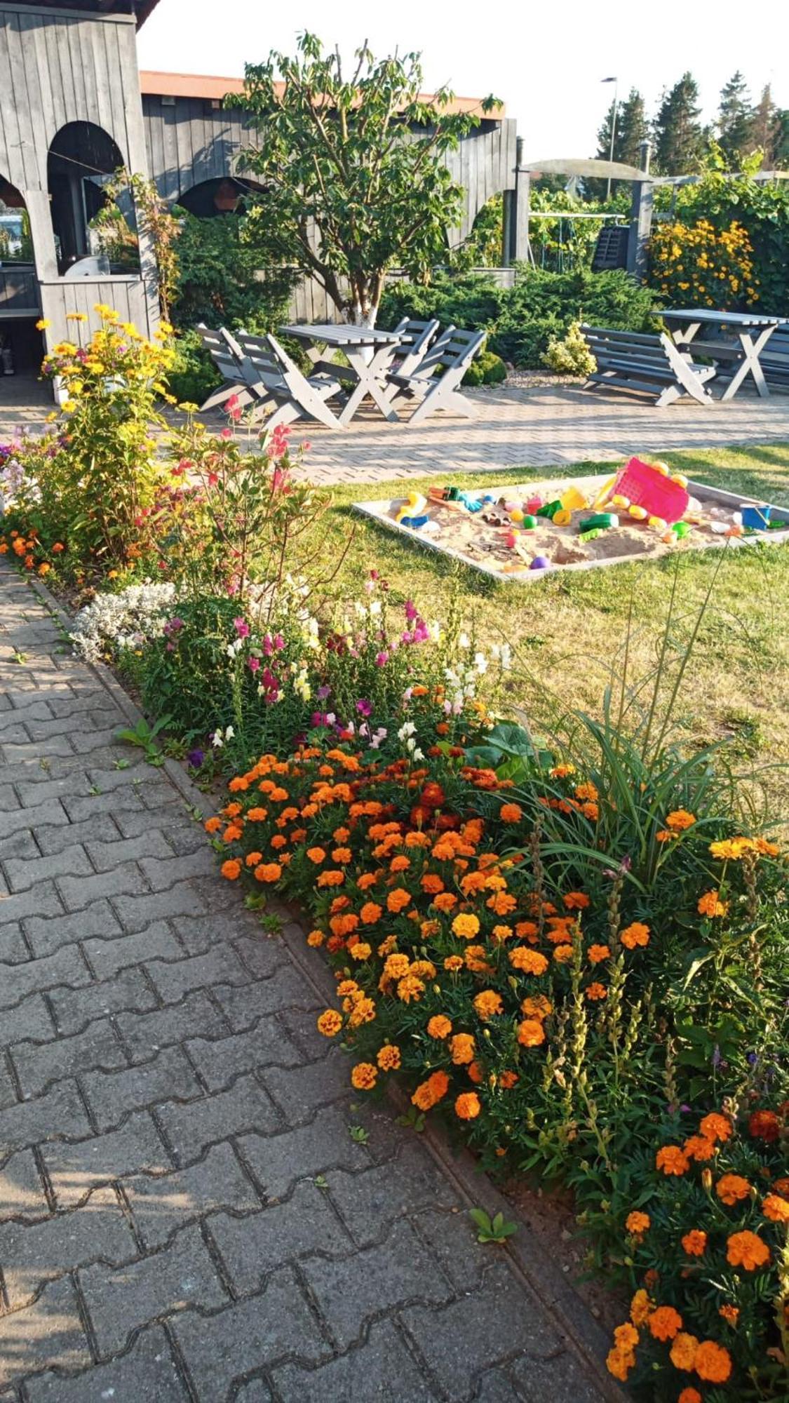Willa Rubin Dziwnówek Buitenkant foto